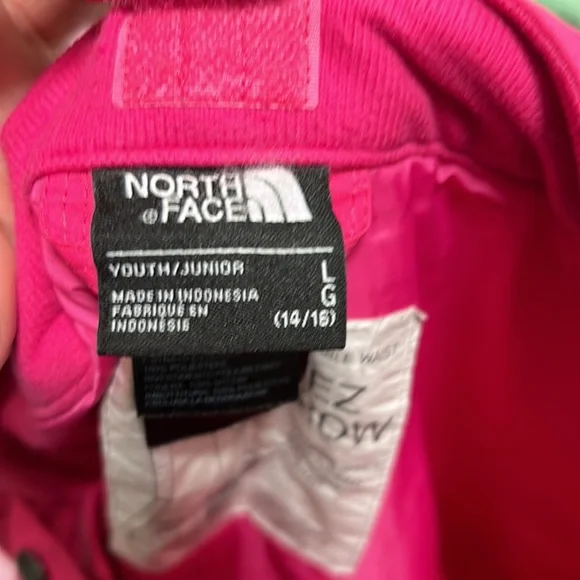 NorthFace - Picture 7 of 10